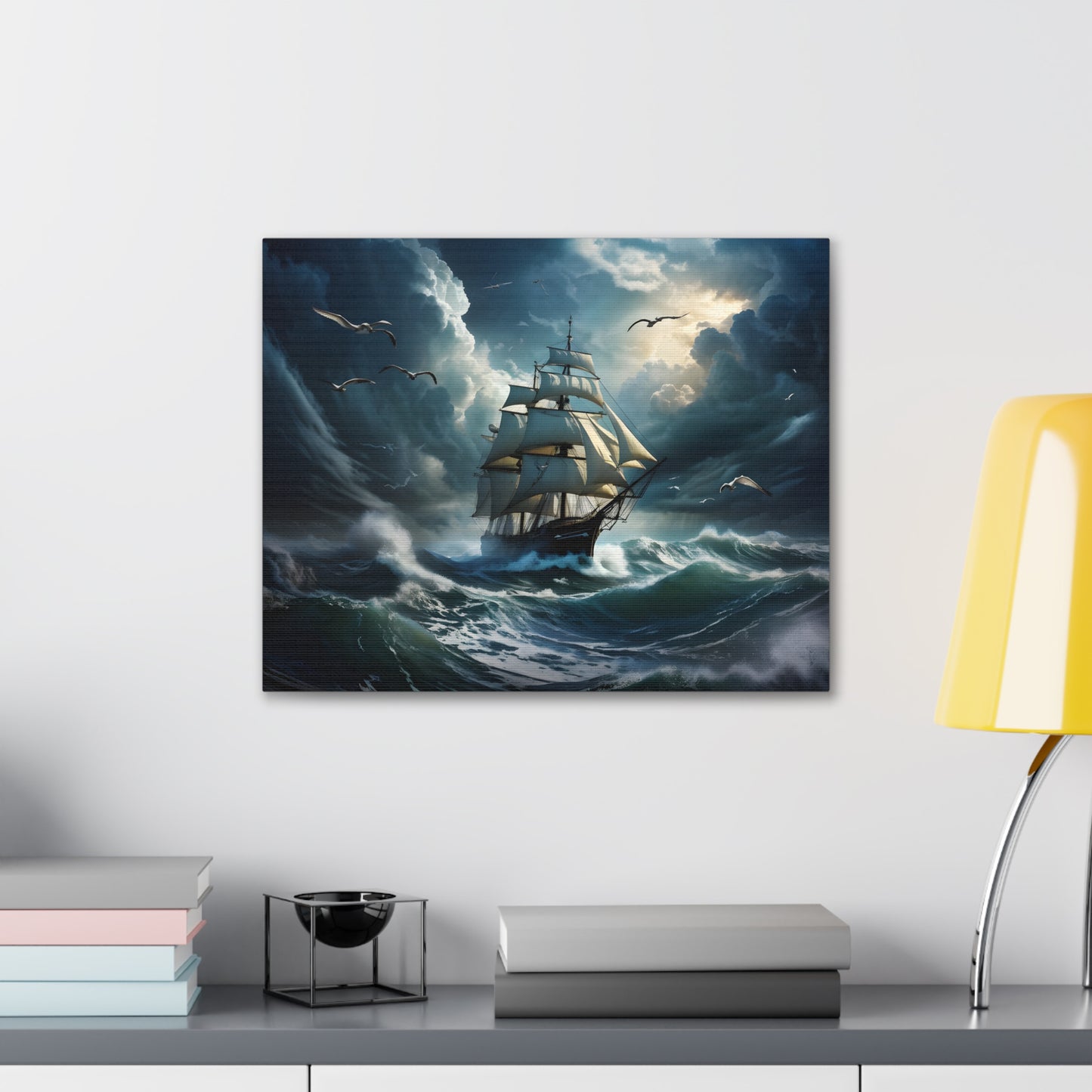 Oceanic Opulence: Nautical Wall Décor