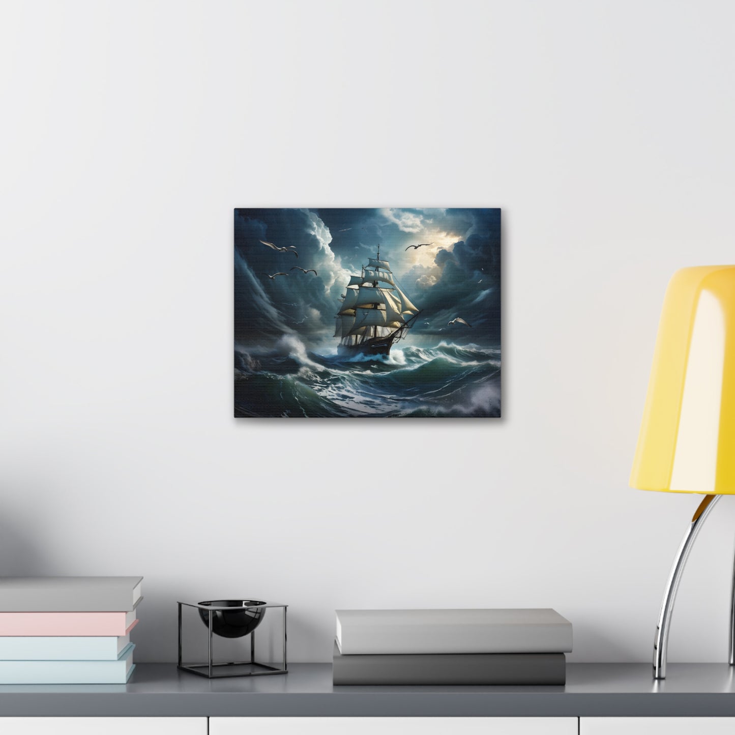 Oceanic Opulence: Nautical Wall Décor