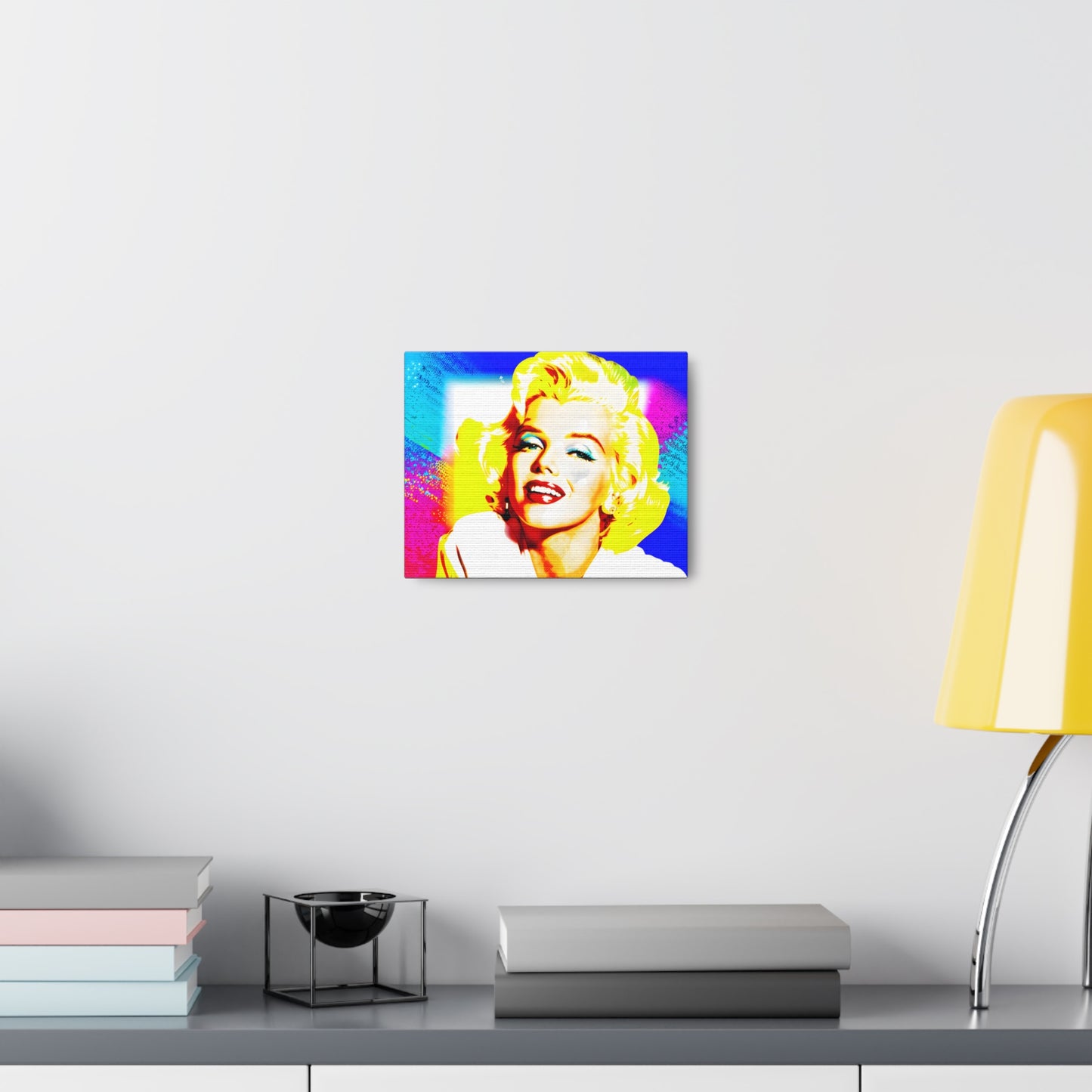 Neon Nostalgia: Pop Art Wall Décor