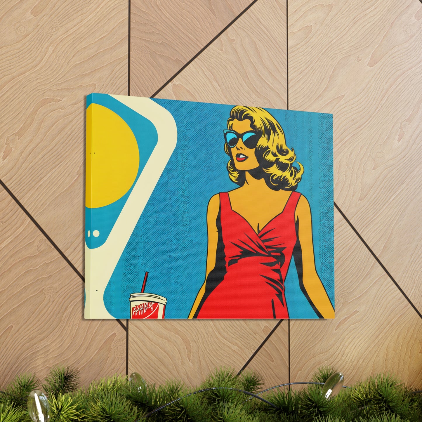 Retro Radiance: Pop Art Wall Décor