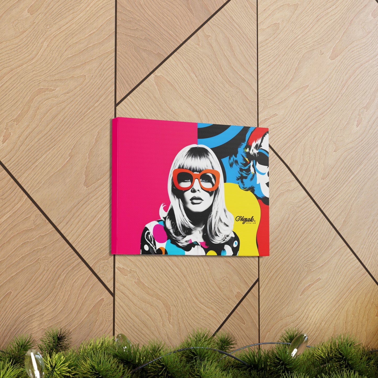 Bold Beauty: Pop Art Wall Décor